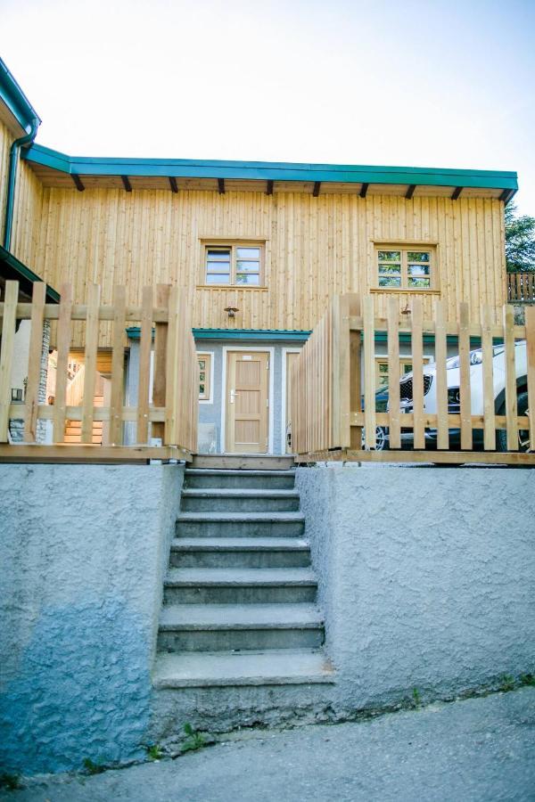 Apartment Aussee- Atelier Salzherrenhof- Kueche, Wlan, Netflix Bad Aussee Exterior photo